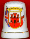 ESCUDO DE GIBRALTAR Y BANDERA DEL REINO UNIDO