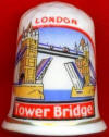 PUENTE LEVADIZO DE LA TORRE DE LONDRES (244  M) ACABADA EN 1894 - PRIMER PUENTE SOBRE EL RO TMESIS- PATRIMONIO DE LA HUMANIDAD DESDE 1988